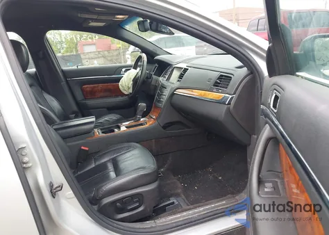 2014 Lincoln Mks из США, поврежденный, VIN 1LNHL9DK8EG609910